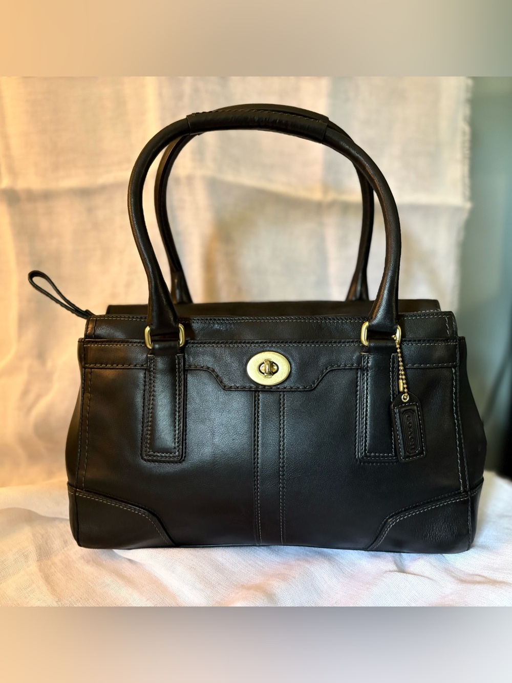Coach Hamptons 11047 Black Leather Turnlock Tote Bag